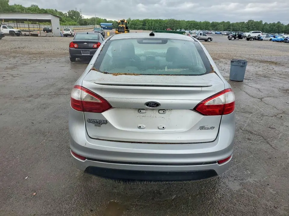 2014 FORD FIESTA SE  