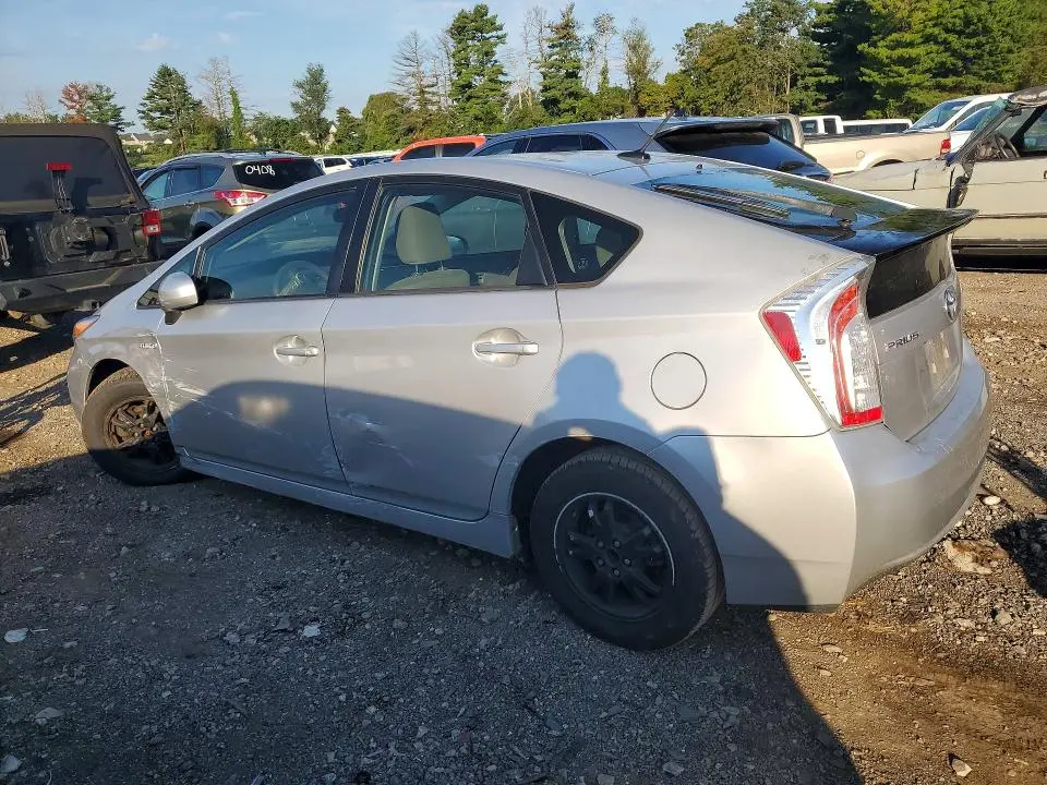 2013 TOYOTA PRIUS THREE  