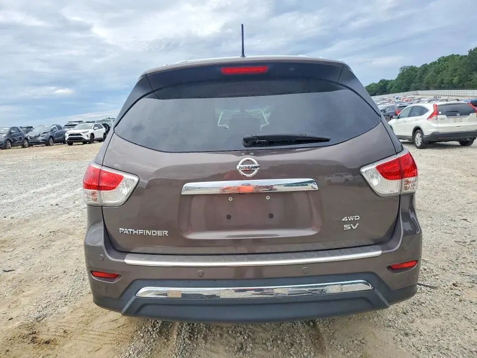 2016 NISSAN PATHFINDER SV  