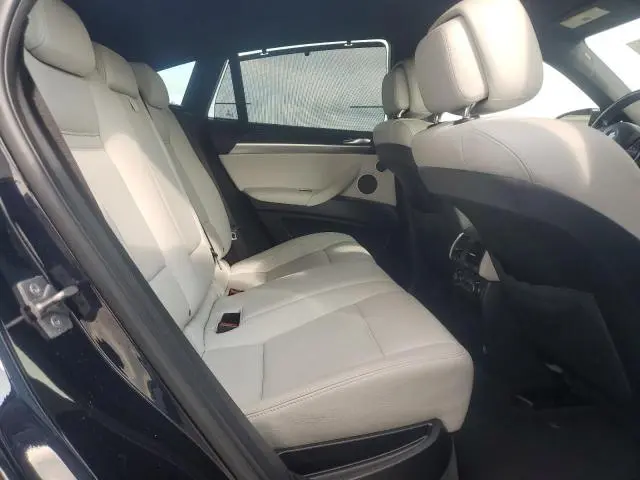 2013 BMW X6 M  
