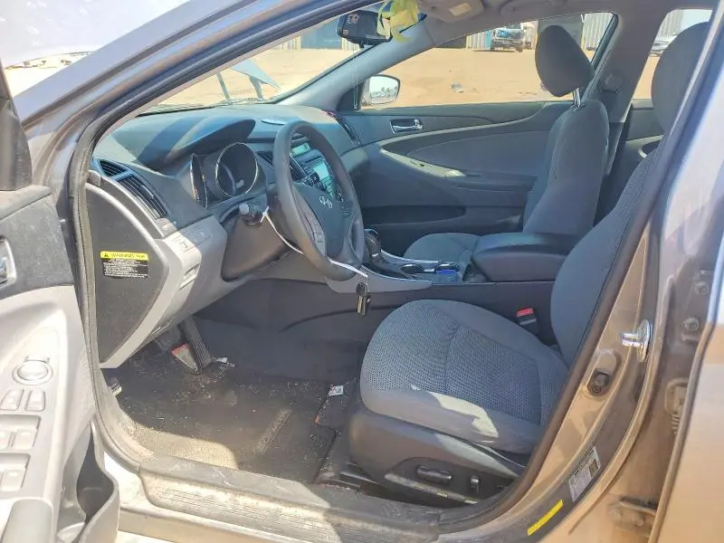2013 HYUNDAI SONATA GLS  