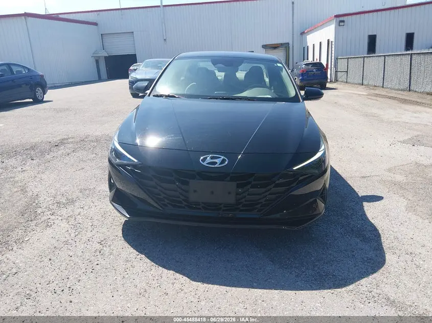 2021 HYUNDAI ELANTRA SE