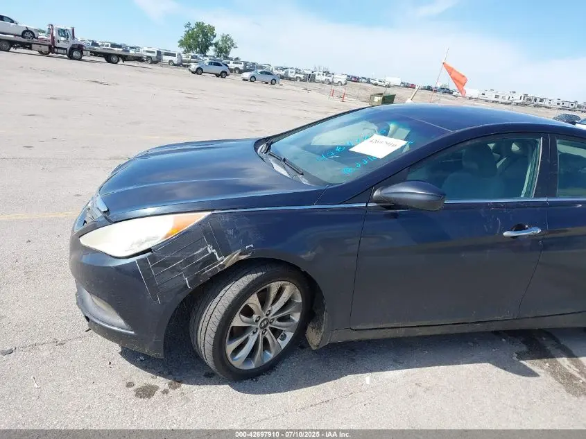 2013 HYUNDAI SONATA SE