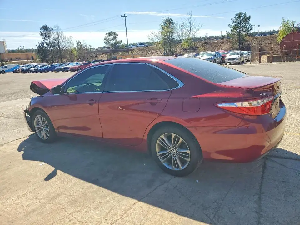 2016 TOYOTA CAMRY SE  