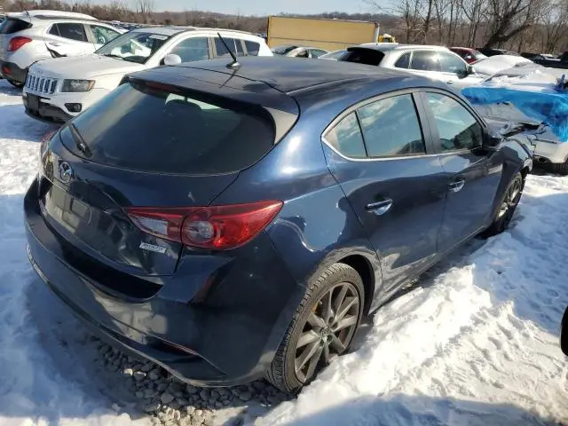 2018 MAZDA 3 TOURING  