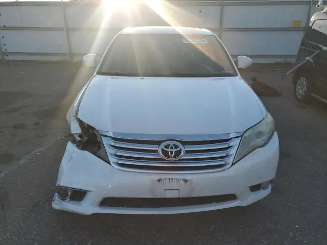 2011 TOYOTA AVALON BASE  