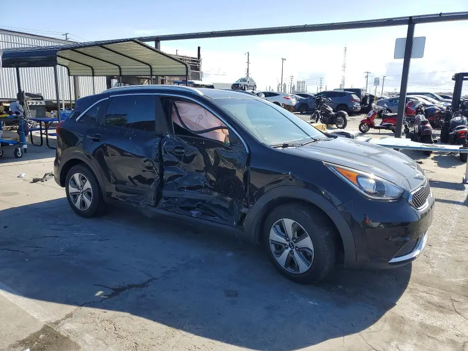 2019 KIA NIRO LX  