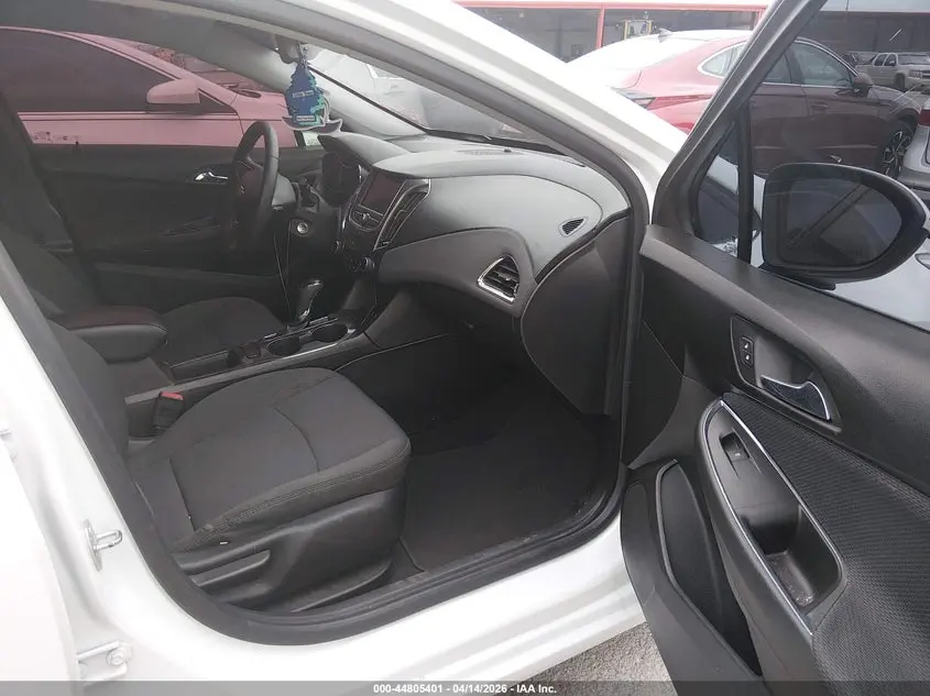 2019 CHEVROLET CRUZE LT