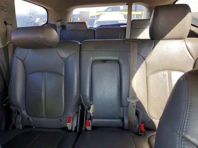 2017 CHEVROLET TRAVERSE LS  