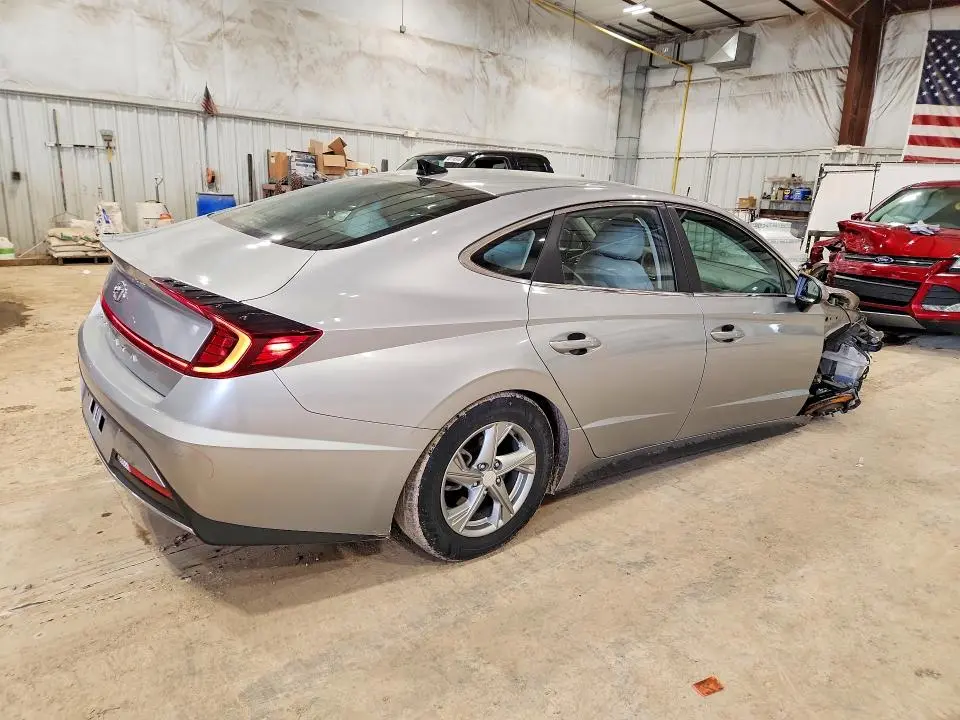 2021 HYUNDAI SONATA SE  