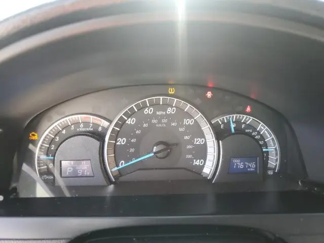 2012 TOYOTA CAMRY BASE  