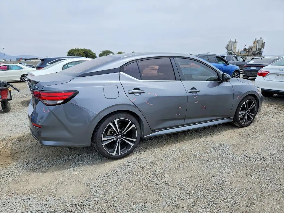 2021 NISSAN SENTRA SR  