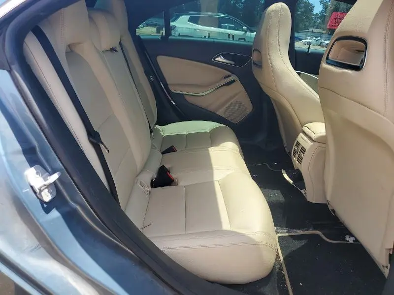 2014 MERCEDES-BENZ CLA 250  