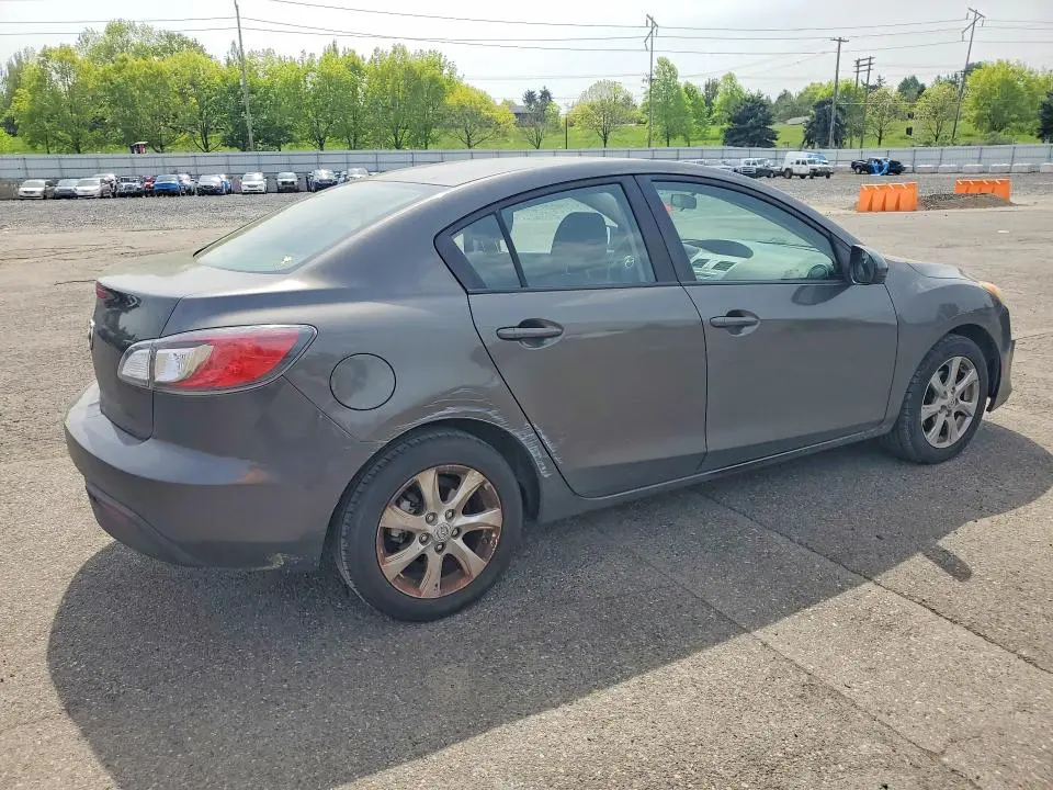 2010 MAZDA 3 I  