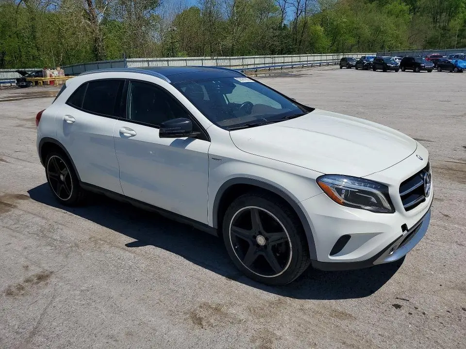 2015 MERCEDES-BENZ GLA 250 4MATIC  