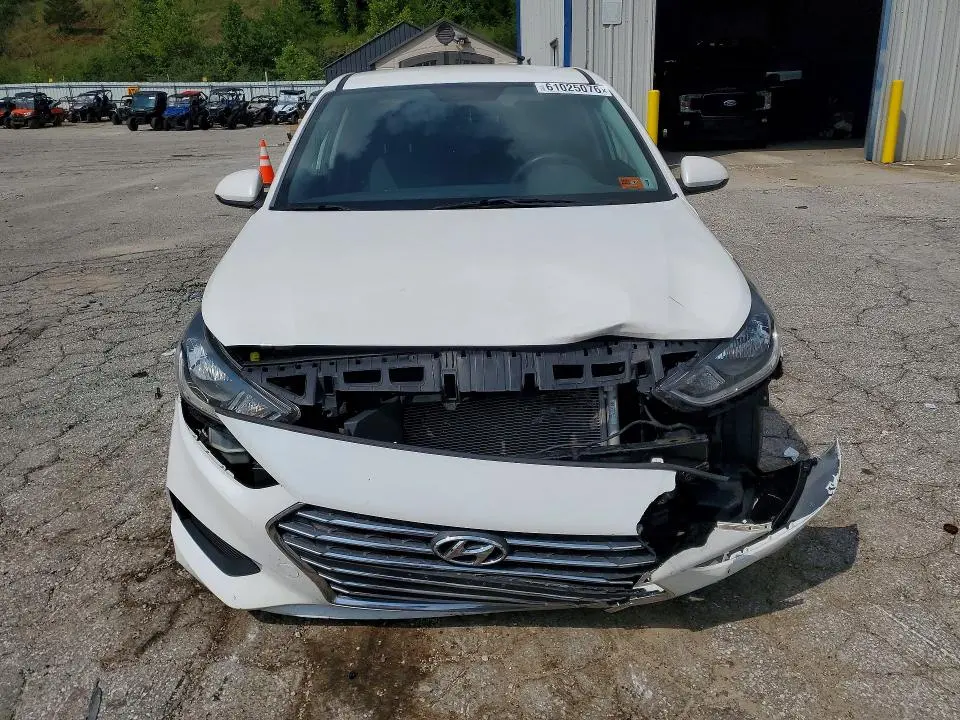 2019 HYUNDAI ACCENT SE  