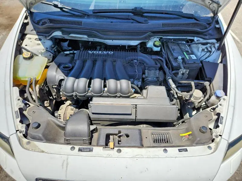 2010 VOLVO S40 2.4I  
