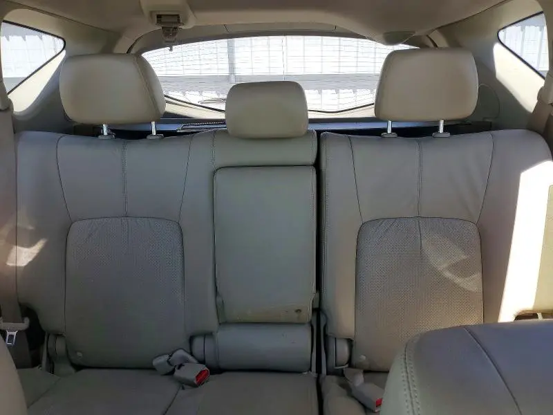 2010 NISSAN MURANO S  