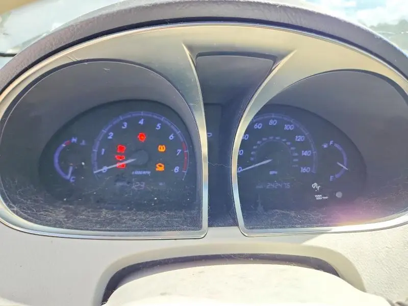 2011 TOYOTA AVALON BASE  