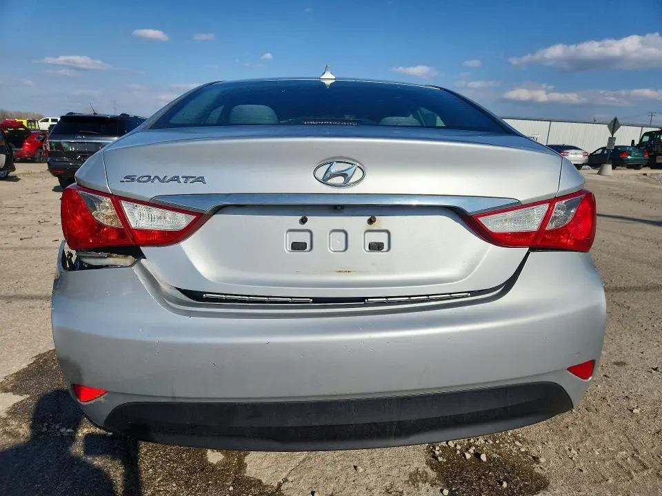 2014 HYUNDAI SONATA GLS  