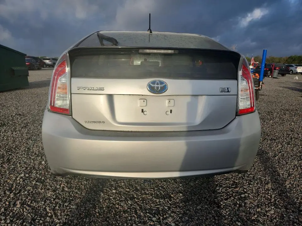 2013 TOYOTA PRIUS TWO  