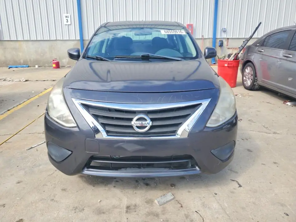 2015 NISSAN VERSA 1.6 SV  