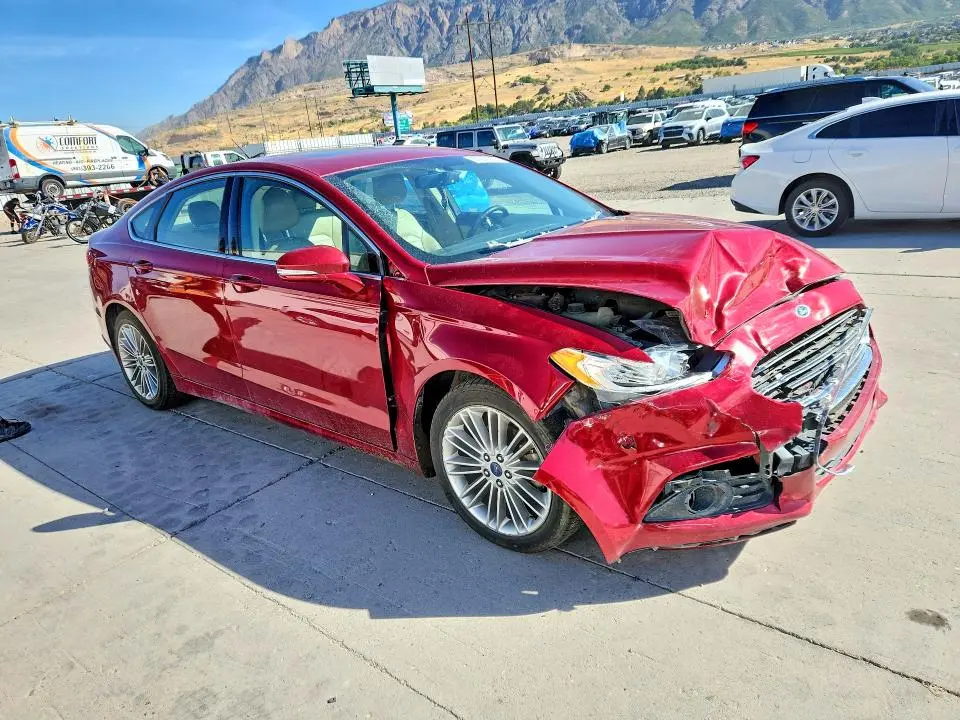 2014 FORD FUSION SE  