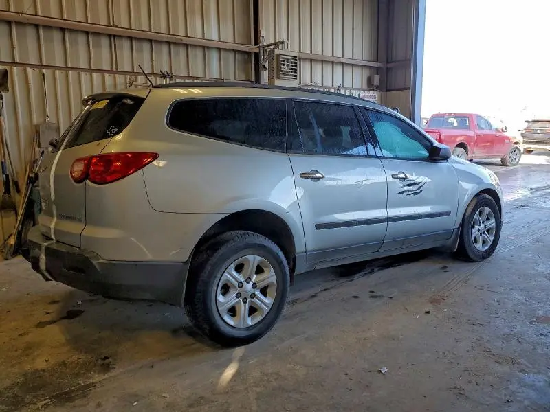 2011 CHEVROLET TRAVERSE LS  