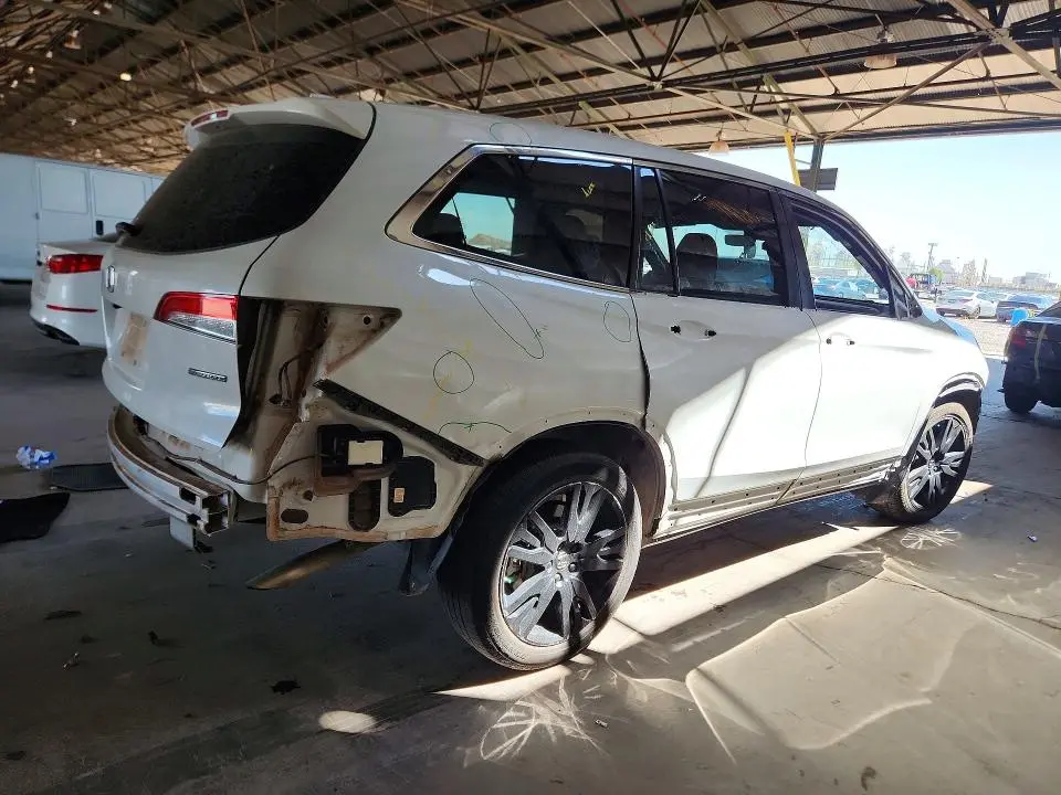 2022 HONDA PILOT SE  