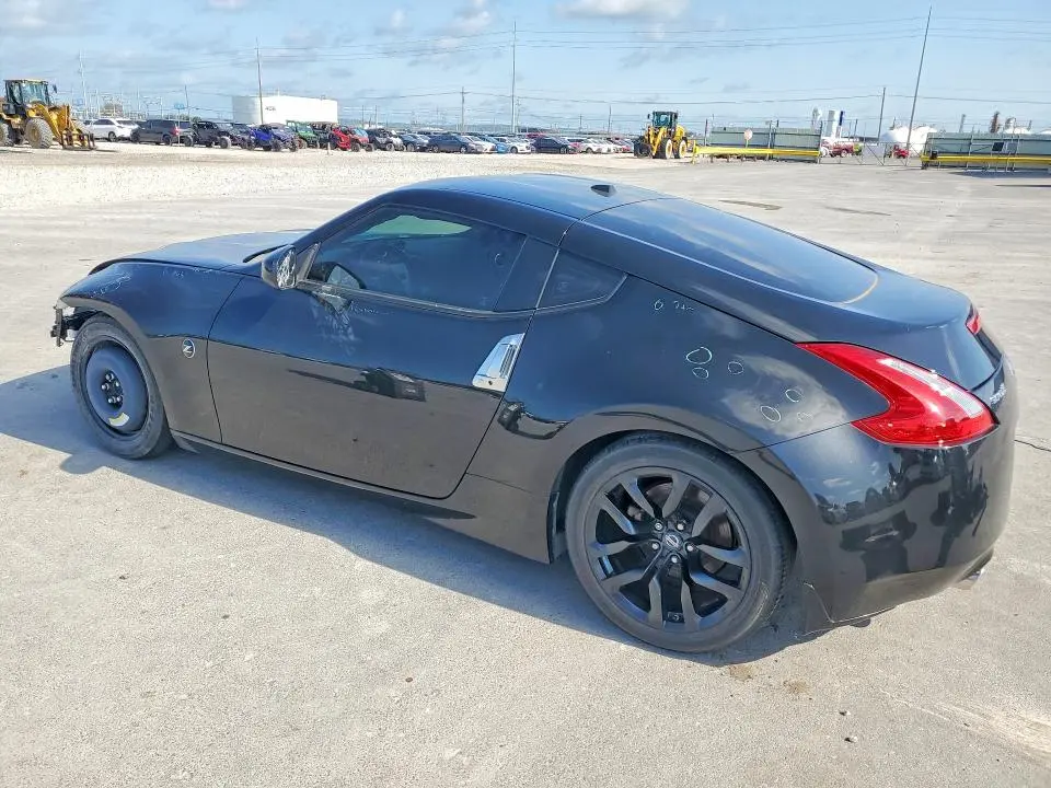 2015 NISSAN 370Z TOURING  