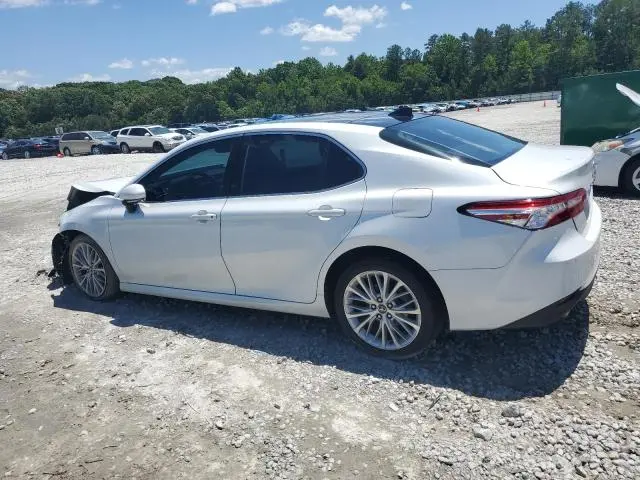 2018 TOYOTA CAMRY XSE  