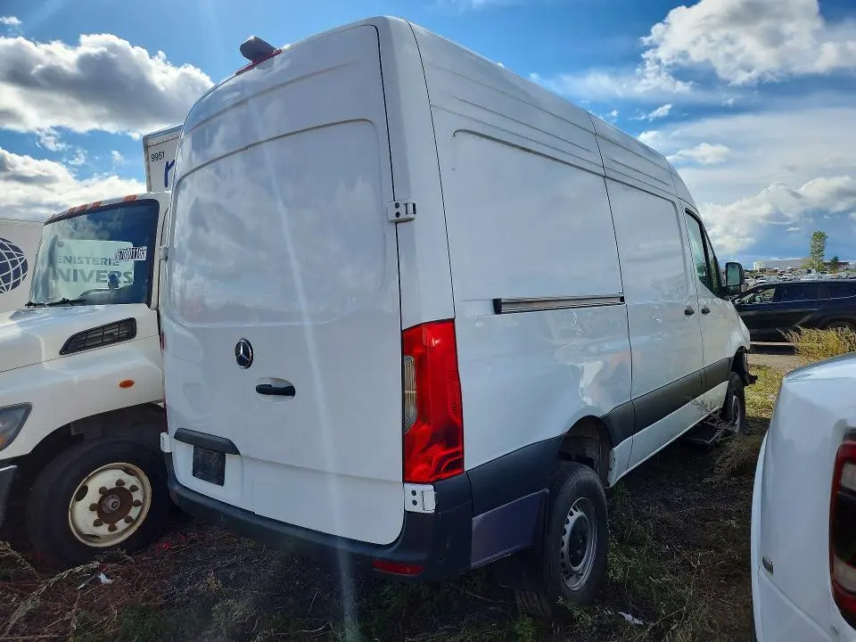 2024 MERCEDES-BENZ SPRINTER 2500  