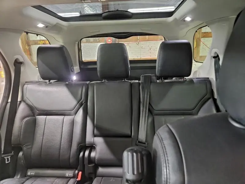 2020 LAND ROVER DISCOVERY SE  