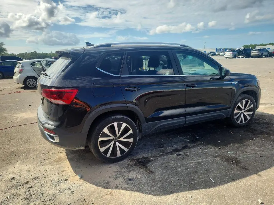 2022 VOLKSWAGEN TAOS SE  