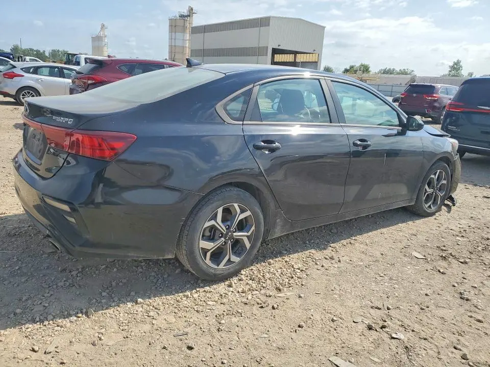 2019 KIA FORTE LXS  