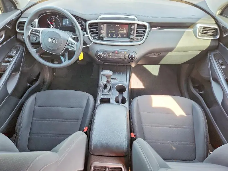 2020 KIA SORENTO S  