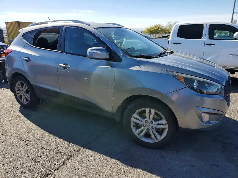 2013 HYUNDAI TUCSON GLS  