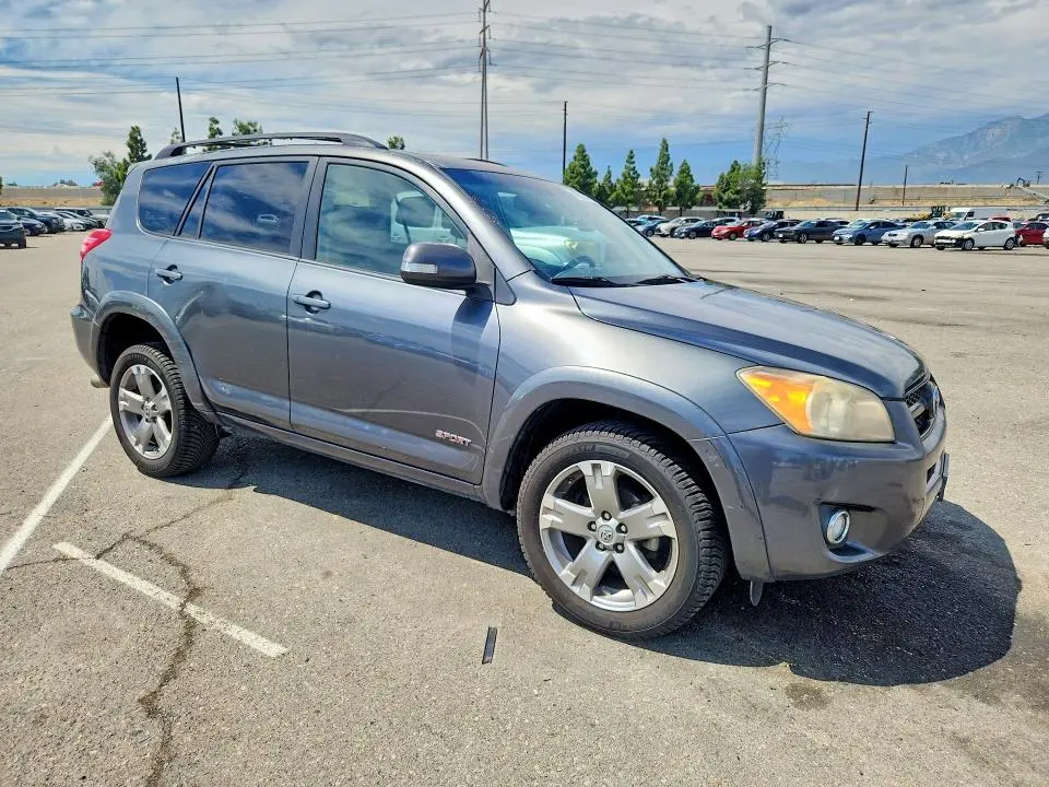 2010 TOYOTA RAV4 SPORT  