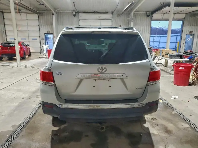 2011 TOYOTA HIGHLANDER LIMITED  