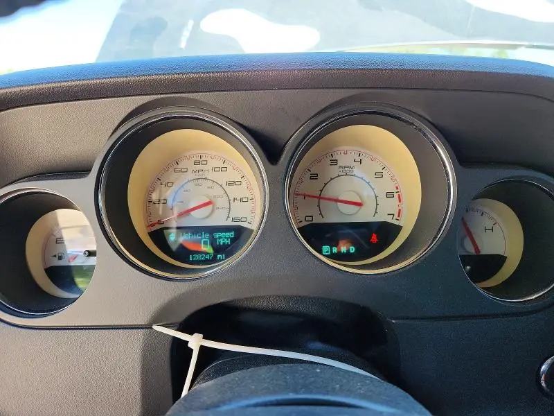 2013 DODGE CHALLENGER R  