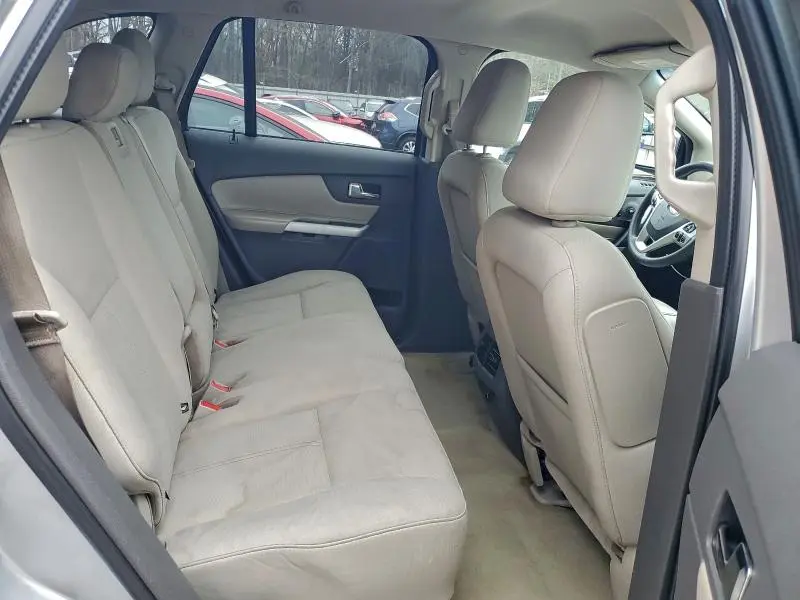2011 FORD EDGE SE  