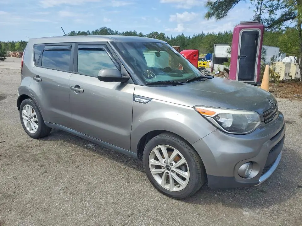 2017 KIA SOUL +  