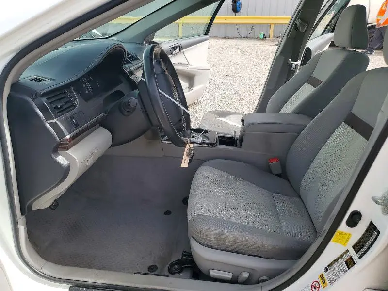 2012 TOYOTA CAMRY XLE  
