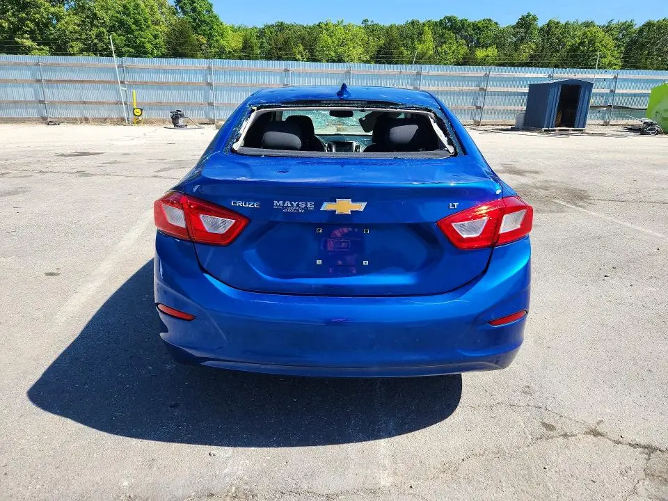 2016 CHEVROLET CRUZE LT  