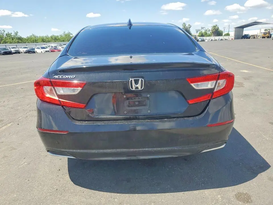 2019 HONDA ACCORD LX  