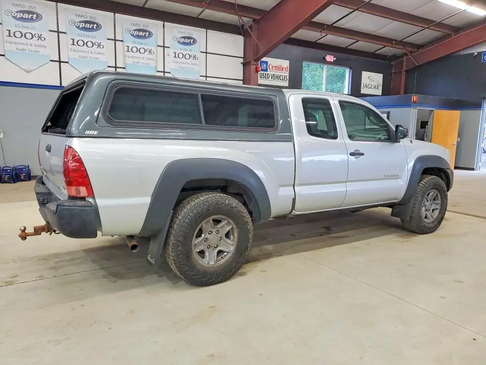 2013 TOYOTA TACOMA V6  