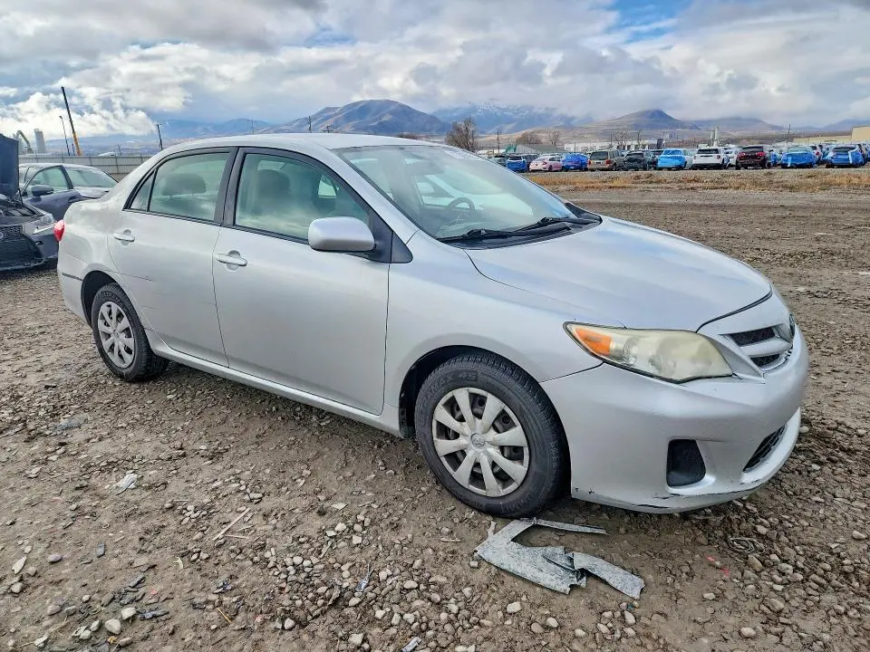 2011 TOYOTA COROLLA   
