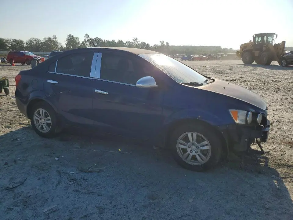 2013 CHEVROLET SONIC LT  