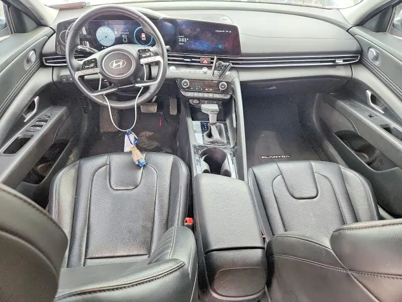 2024 HYUNDAI ELANTRA   