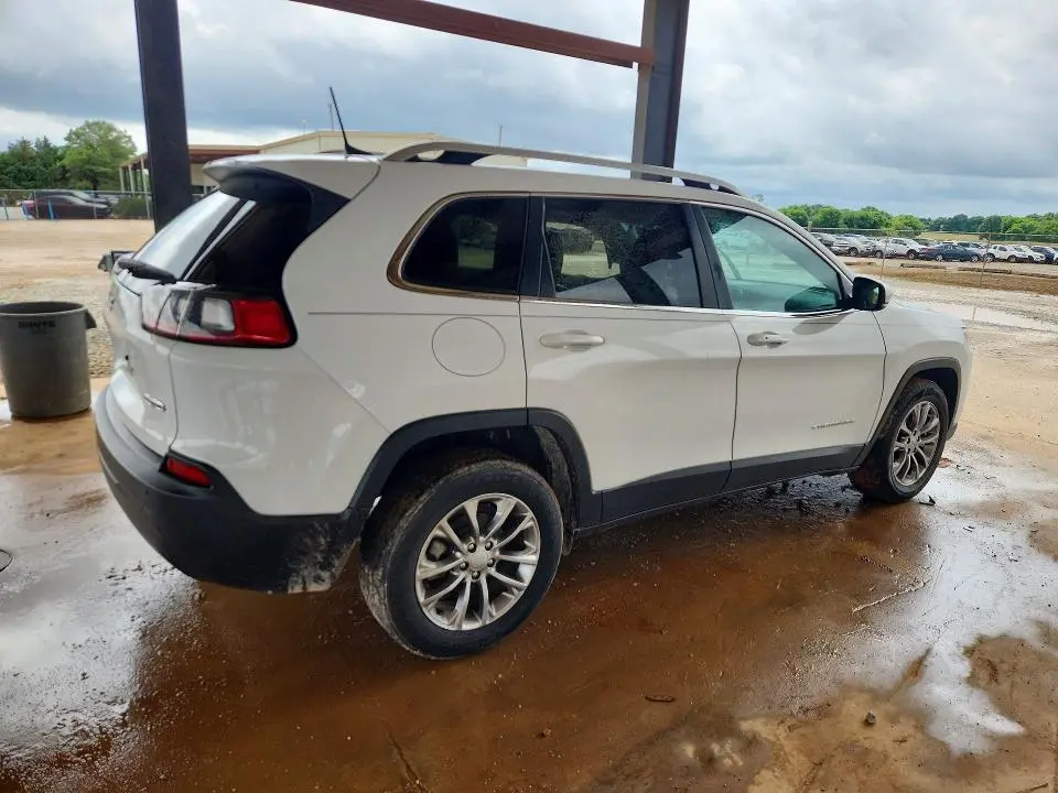 2021 JEEP CHEROKEE LATITUDE PLUS  
